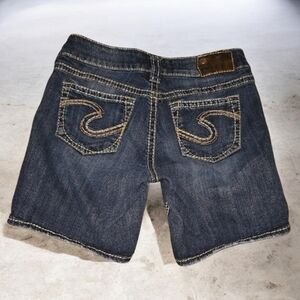 Silver Jeans Shorts Womens Size 2 Sz 26 Blue Denim Jean Suki Tan Thread Accent
